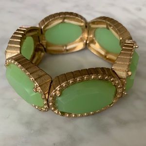 Green Gem and Gold Stretch Bracelet